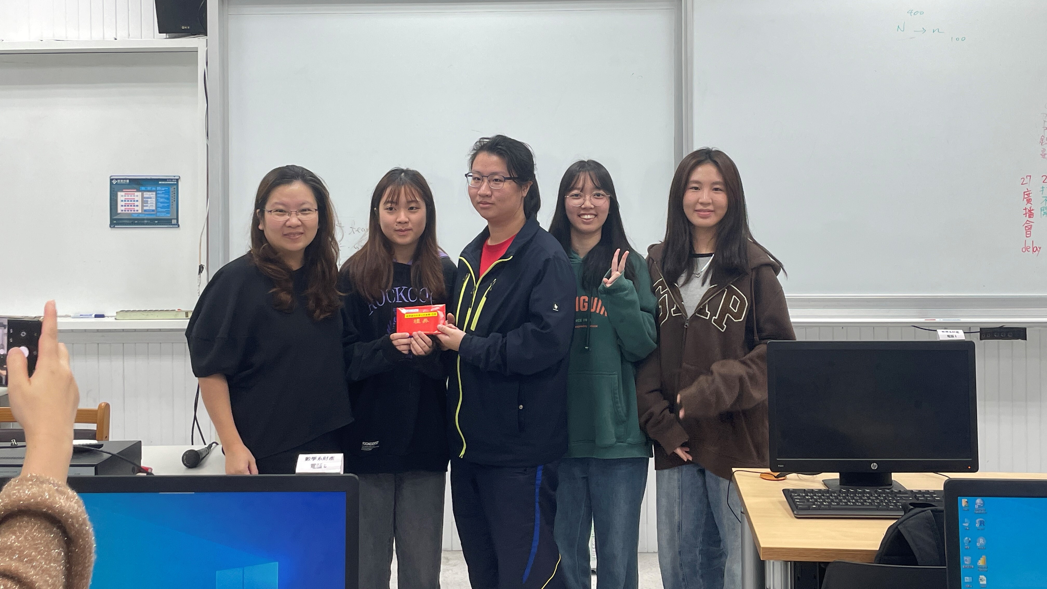 創意資料科學分析競賽(另開新視窗)
